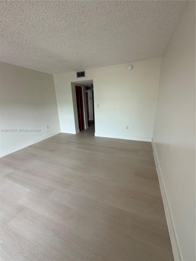 1800 NW 24th Ave , Unit 220, Miami, FL 33125 Photo
