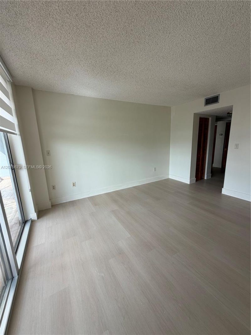 1800 NW 24th Ave , Unit 220, Miami, FL 33125 Photo
