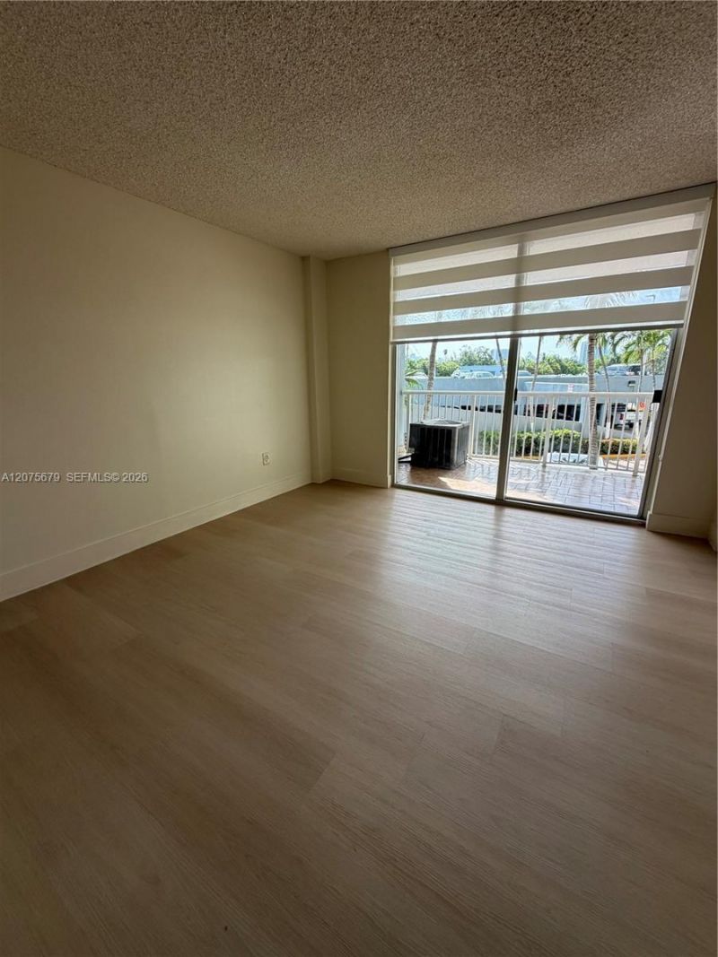 1800 NW 24th Ave , Unit 220, Miami, FL 33125 Photo