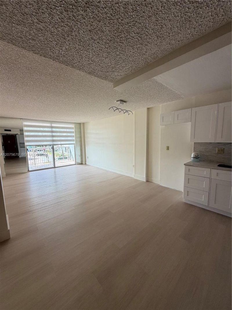 1800 NW 24th Ave , Unit 220, Miami, FL 33125 Photo