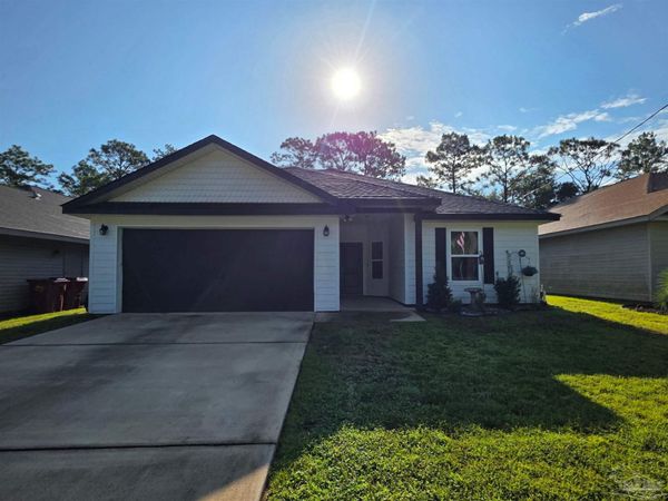 2948 N 24th Ave, Milton, FL 32583