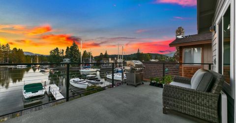 443 Christie Drive, South Lake Tahoe, CA 96150 Photo