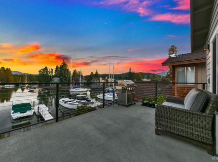 443 Christie Drive, South Lake Tahoe, CA 96150 Photo