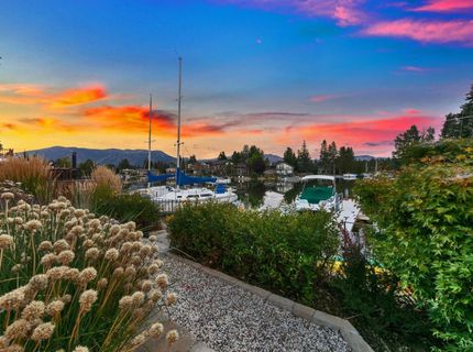443 Christie Drive, South Lake Tahoe, CA 96150 Photo