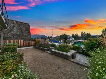 443 Christie Drive, South Lake Tahoe, CA 96150 Photo