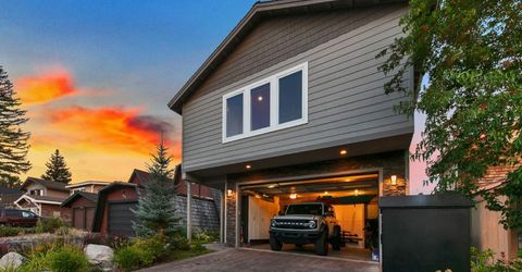 443 Christie Drive, South Lake Tahoe, CA 96150 Photo