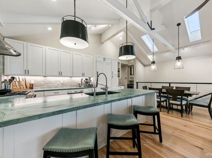 443 Christie Drive, South Lake Tahoe, CA 96150 Photo