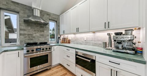 443 Christie Drive, South Lake Tahoe, CA 96150 Photo