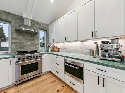 443 Christie Drive, South Lake Tahoe, CA 96150 Photo