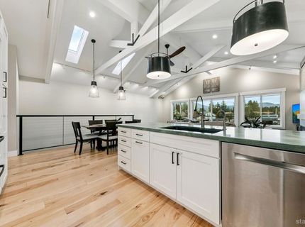 443 Christie Drive, South Lake Tahoe, CA 96150 Photo
