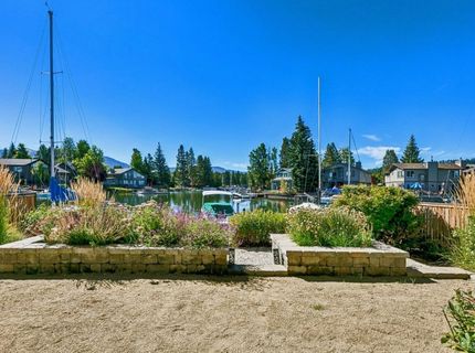443 Christie Drive, South Lake Tahoe, CA 96150 Photo
