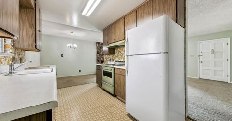 2934 Nevada Avenue, South Lake Tahoe, CA 96150 Photo