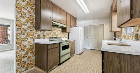 2934 Nevada Avenue, South Lake Tahoe, CA 96150 Photo