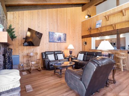 3535 Lake Tahoe Boulevard, Unit 605, South Lake Tahoe, CA 96150 Photo
