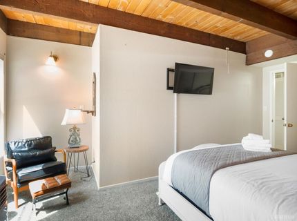 3535 Lake Tahoe Boulevard, Unit 605, South Lake Tahoe, CA 96150 Photo
