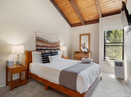 3535 Lake Tahoe Boulevard, Unit 605, South Lake Tahoe, CA 96150 Photo