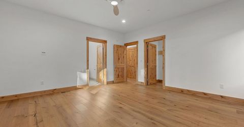 2675 Miller Street, South Lake Tahoe, CA 96150 Photo