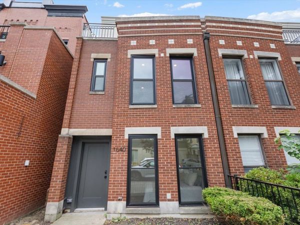 1640 N Bissell Street , Chicago, IL 60614