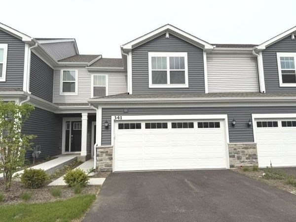 341 Red Oak Circle , Volo, IL 60020
