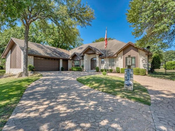 103 Southern Spur, Horseshoe Bay, TX 78657