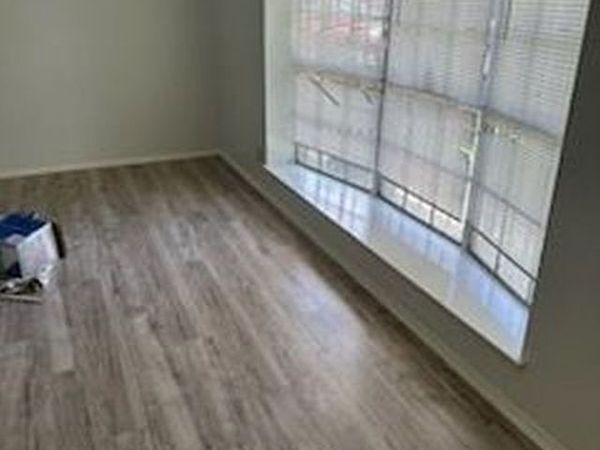 6298 CEDAR VALLEY DR., San Antonio, TX 78242