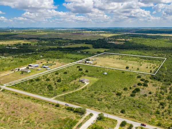 8804 Williamson, Kyle, TX 78640