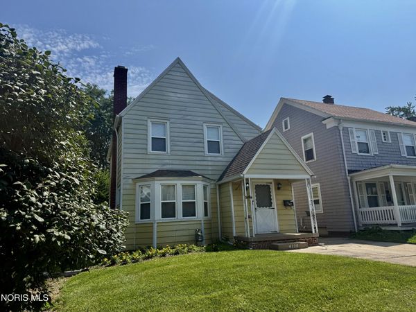 4126 Mayfield Drive , Toledo, OH 43612