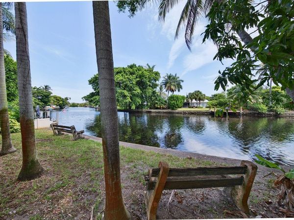 201 NE 29th Street, Wilton Manors, FL 33334