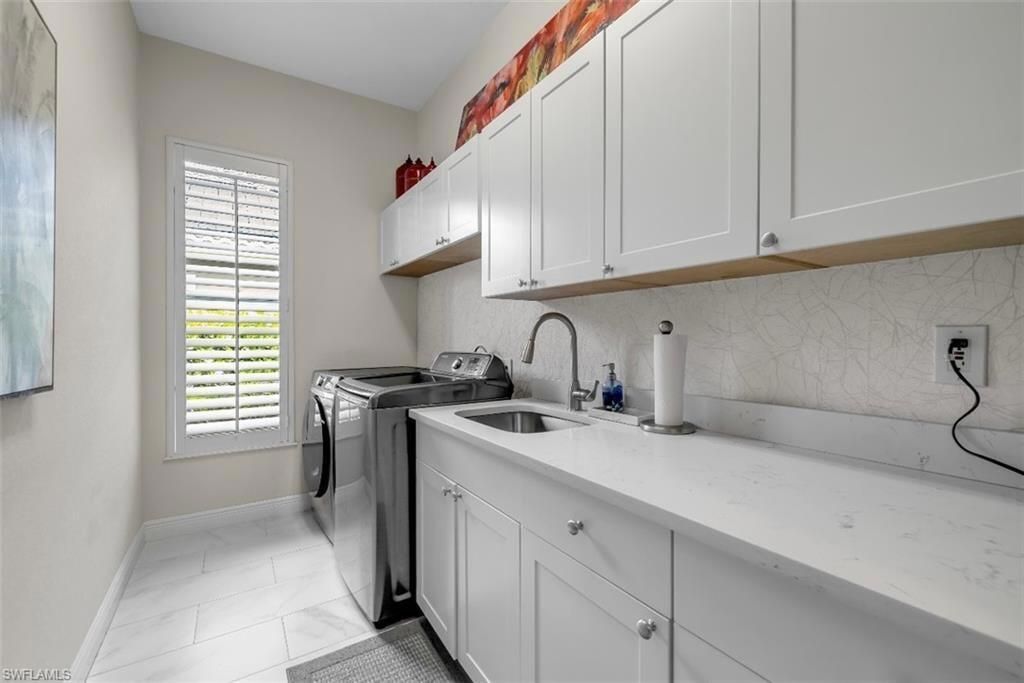 2721 Olde Cypress Drive, Naples, FL 34119 Photo