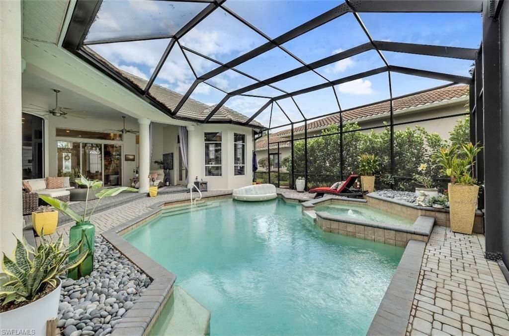 2721 Olde Cypress Drive, Naples, FL 34119 Photo