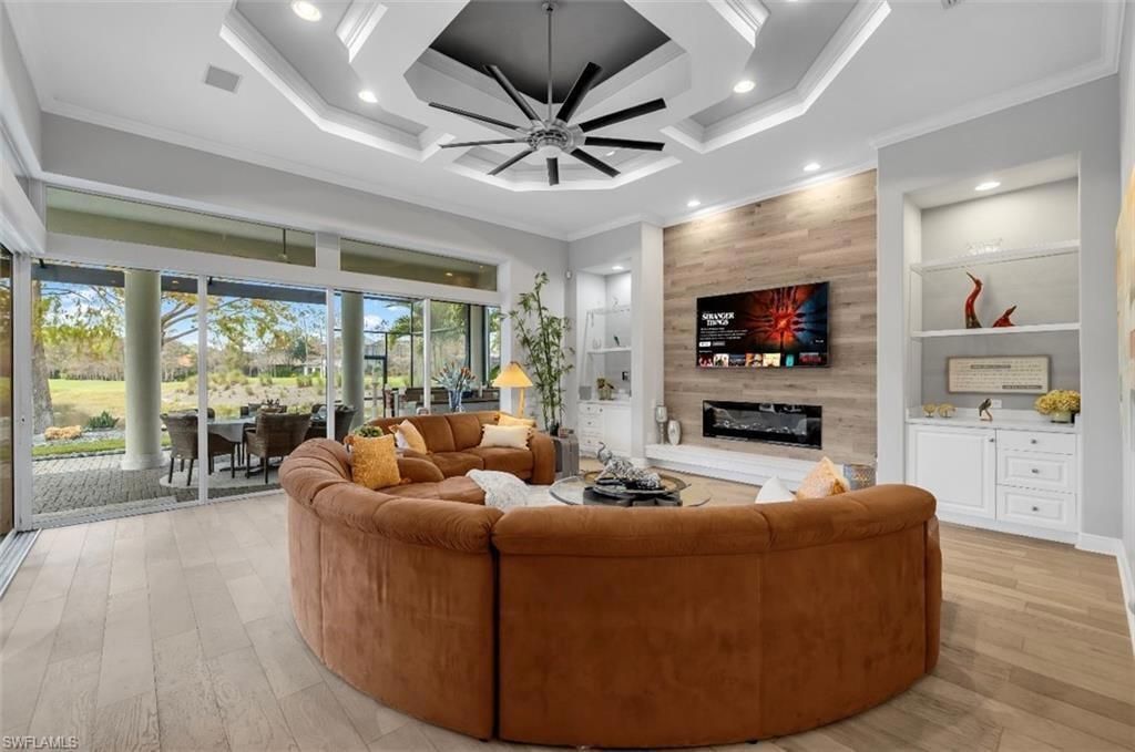 2721 Olde Cypress Drive, Naples, FL 34119 Photo