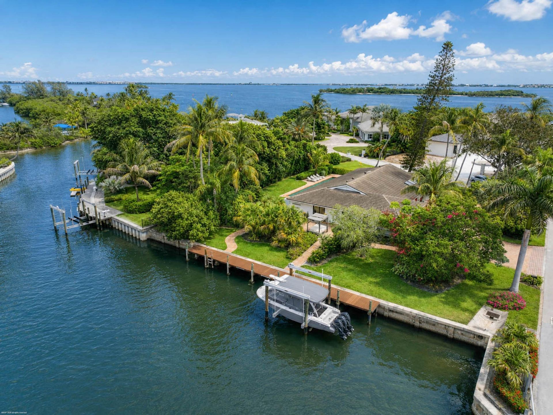 2 Island Road, Sewalls Point, FL 34996 Photo