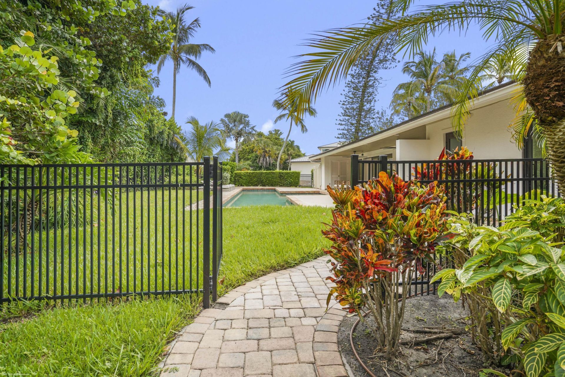 2 Island Road, Sewalls Point, FL 34996 Photo
