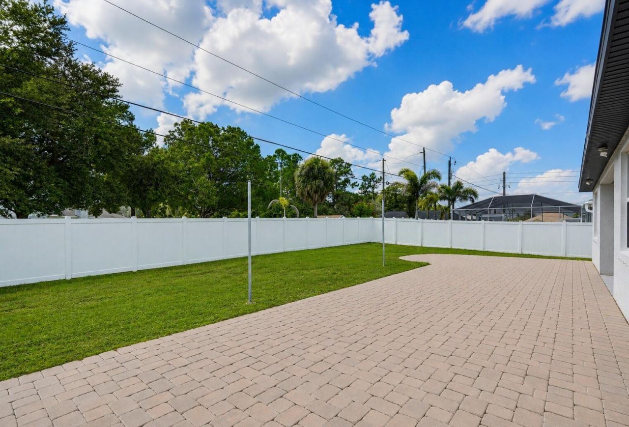 2384 SW Salmon Road, Port Saint Lucie, FL 34953 Photo