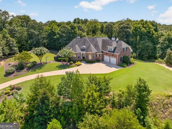3805 Reservoir Drive, Gainesville, GA 30507