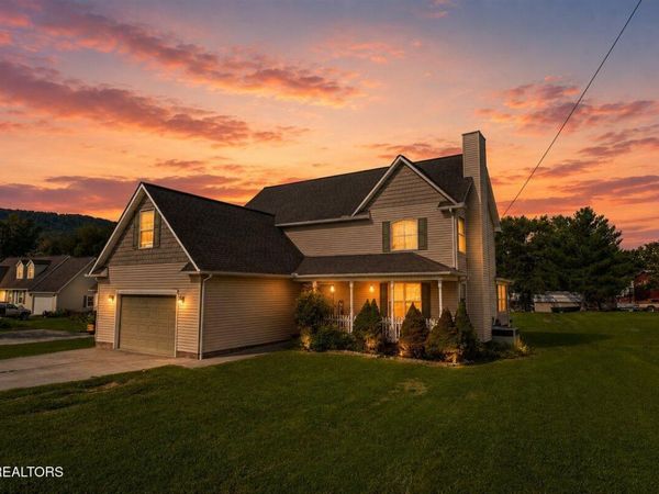 356 Elkins Rd, Jacksboro, TN 37757
