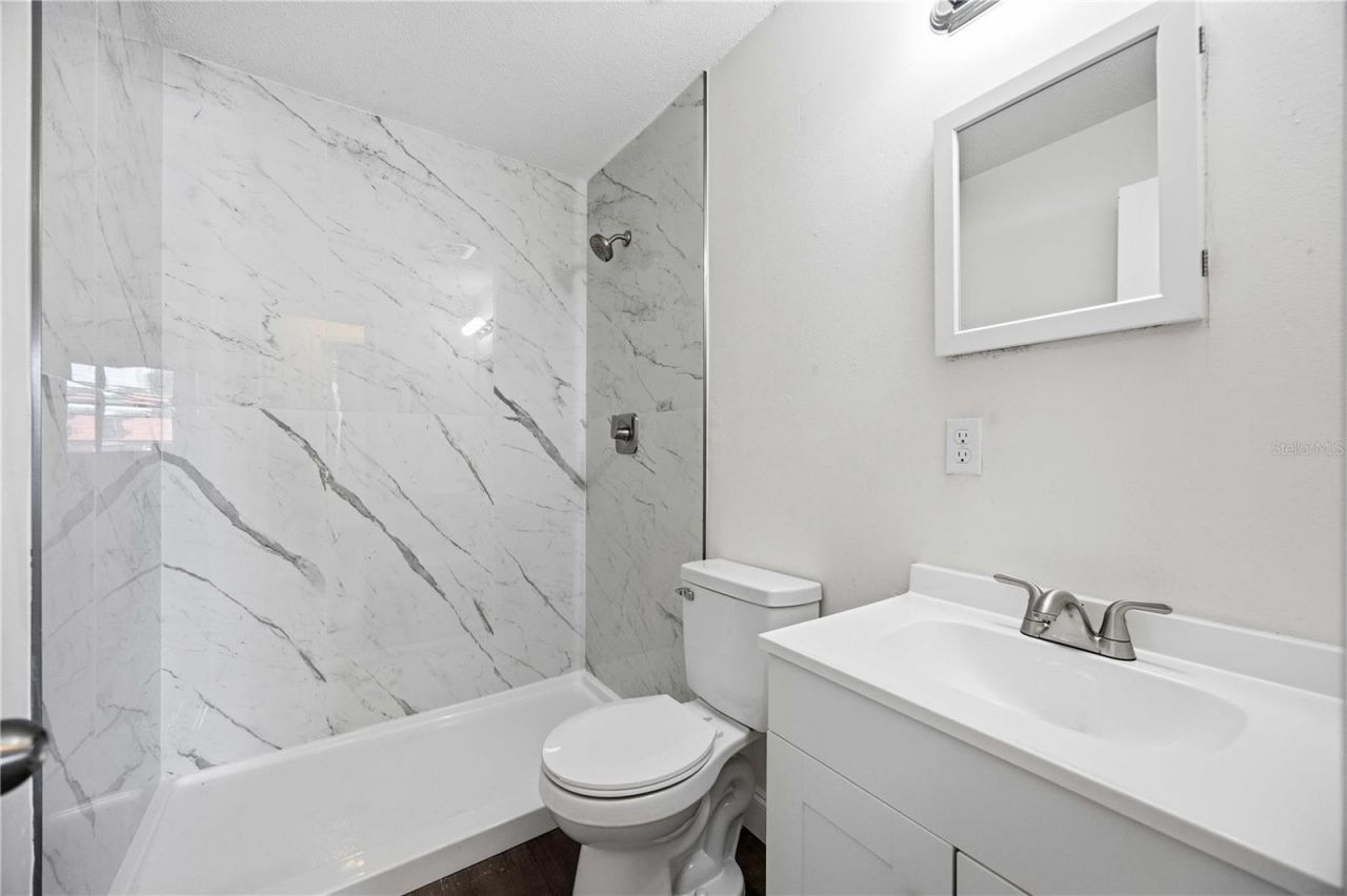 3012 Clay Circle, Sarasota, FL 34234 Photo