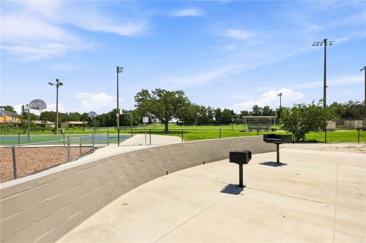 3012 Clay Circle, Sarasota, FL 34234 Photo