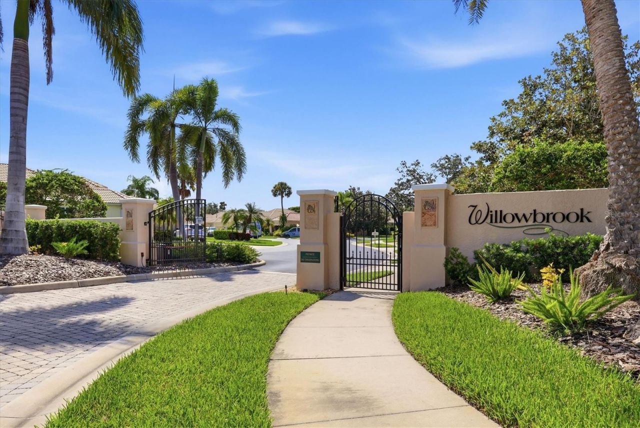 9089 Willow Brook Drive, Sarasota, FL 34238 Photo