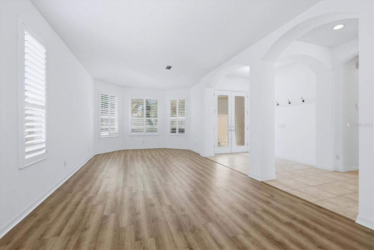 9089 Willow Brook Drive, Sarasota, FL 34238 Photo