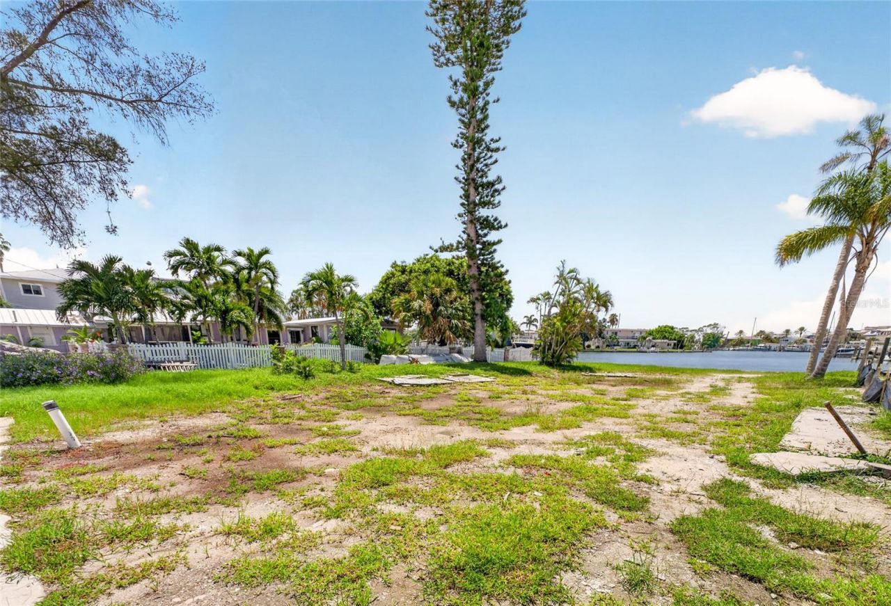 331 Boca Ciega Drive , Madeira Beach, FL 33708 Photo