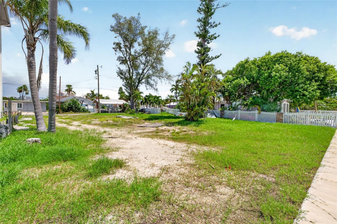 331 Boca Ciega Drive , Madeira Beach, FL 33708 Photo