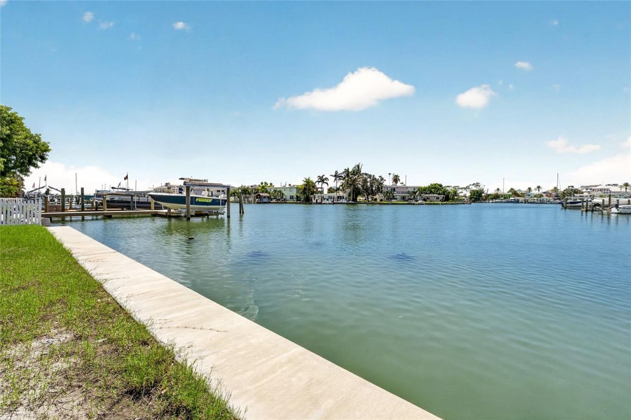 331 Boca Ciega Drive , Madeira Beach, FL 33708 Photo