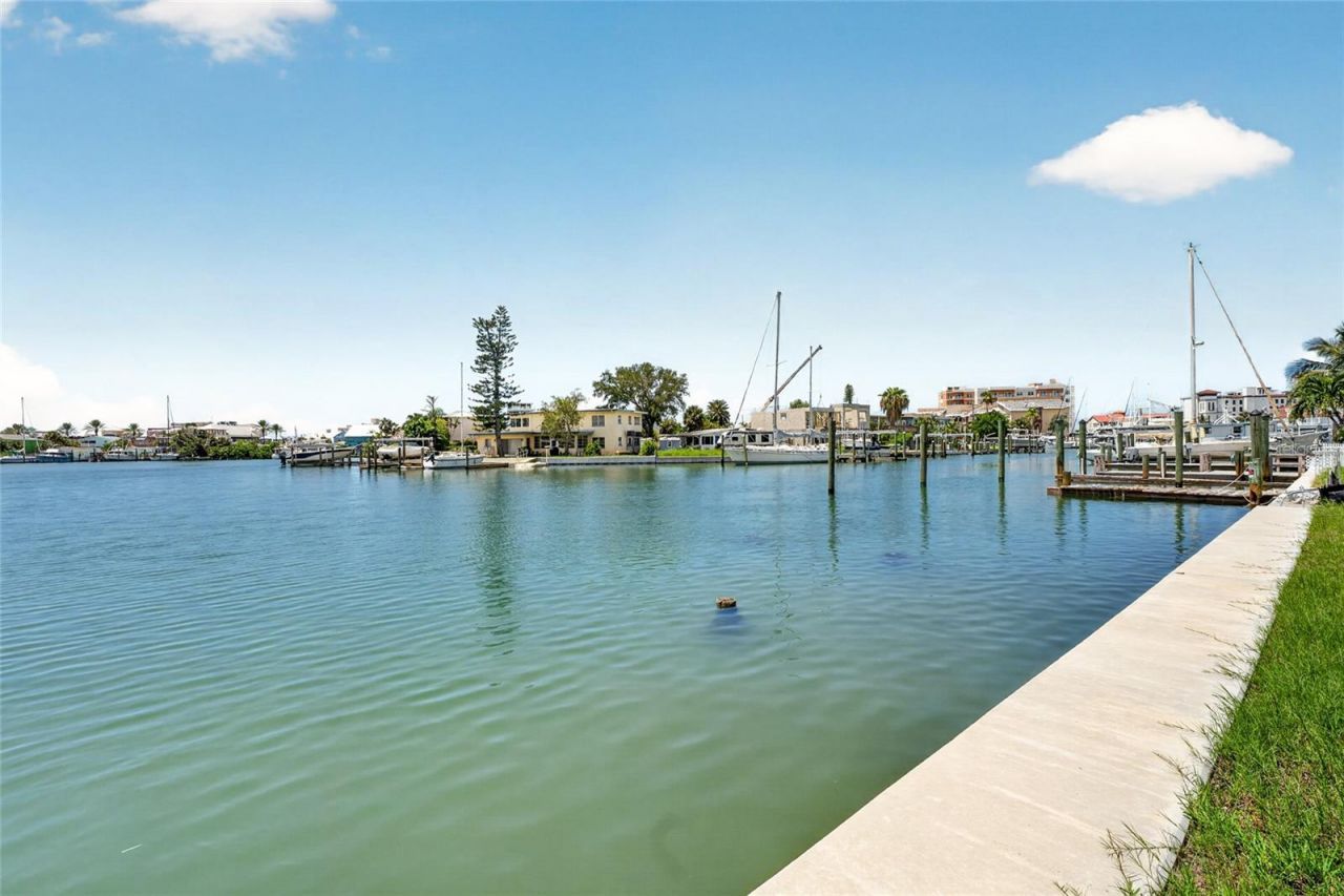 331 Boca Ciega Drive , Madeira Beach, FL 33708 Photo