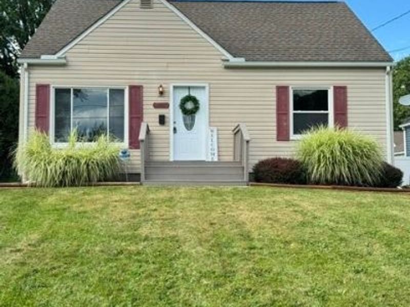 715 E Catawba Avenue, Akron, OH 44306 Photo 1