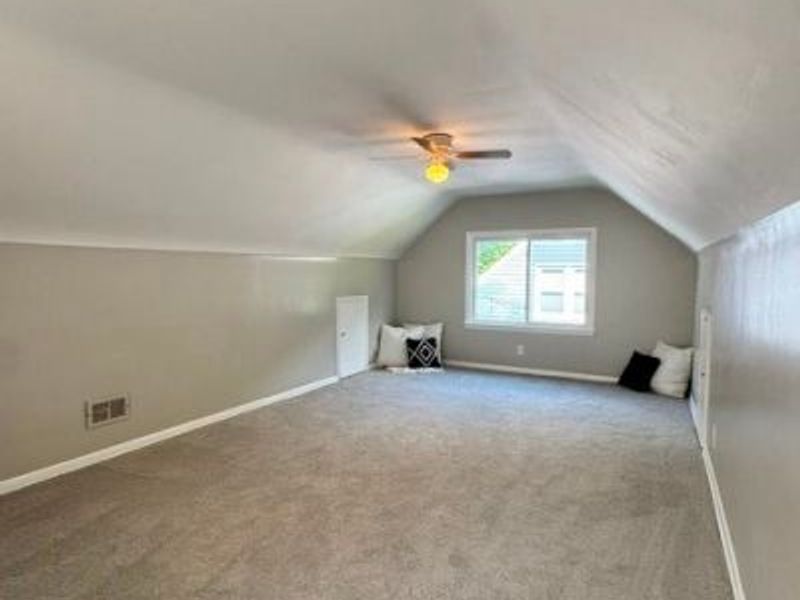 715 E Catawba Avenue, Akron, OH 44306 Photo 10