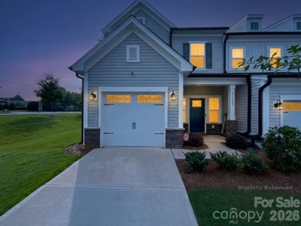 11009 Pagebrook Lane , Charlotte, NC 28214