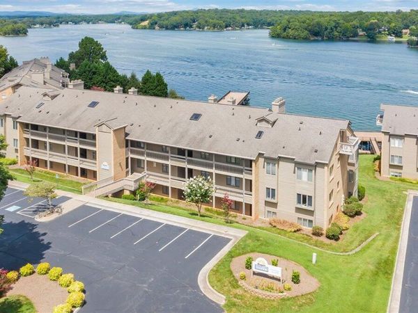 845 Gangplank RD , Unit 205, Moneta, VA 24121