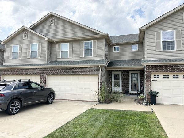 2083 Summerfield Lane , Bourbonnais, IL 60914