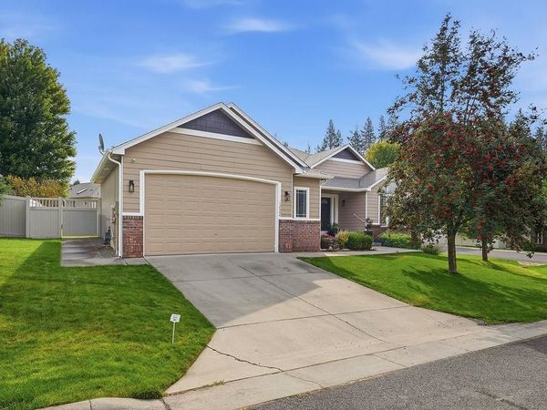 12004 N DAKOTA Ln, Spokane, WA 99218